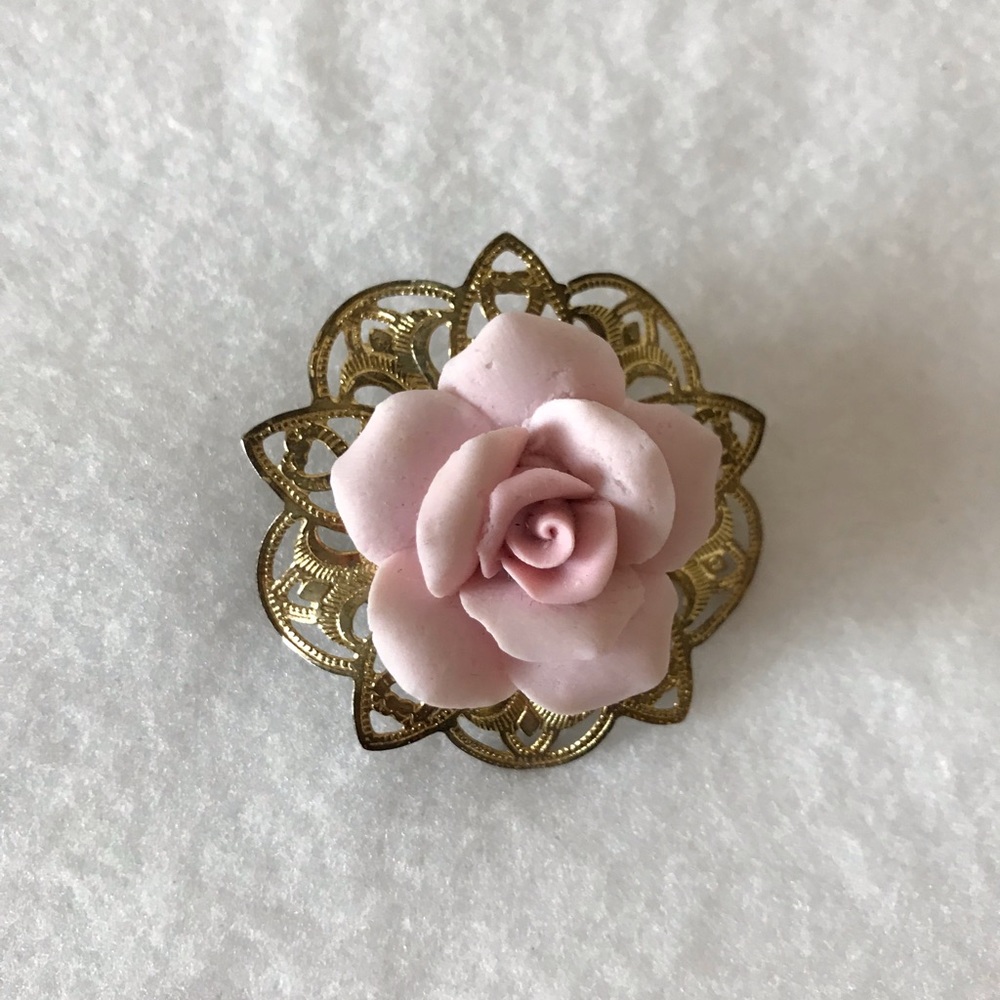 💐Delicate Rose Brooch